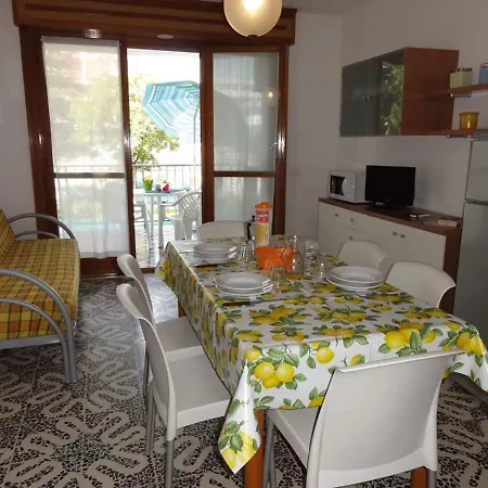 Apartment In 38373 *